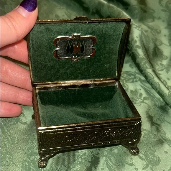 Mini Treasure Chest Vintage Style Black and Gold Jewelry Box - Picture 2 of 7